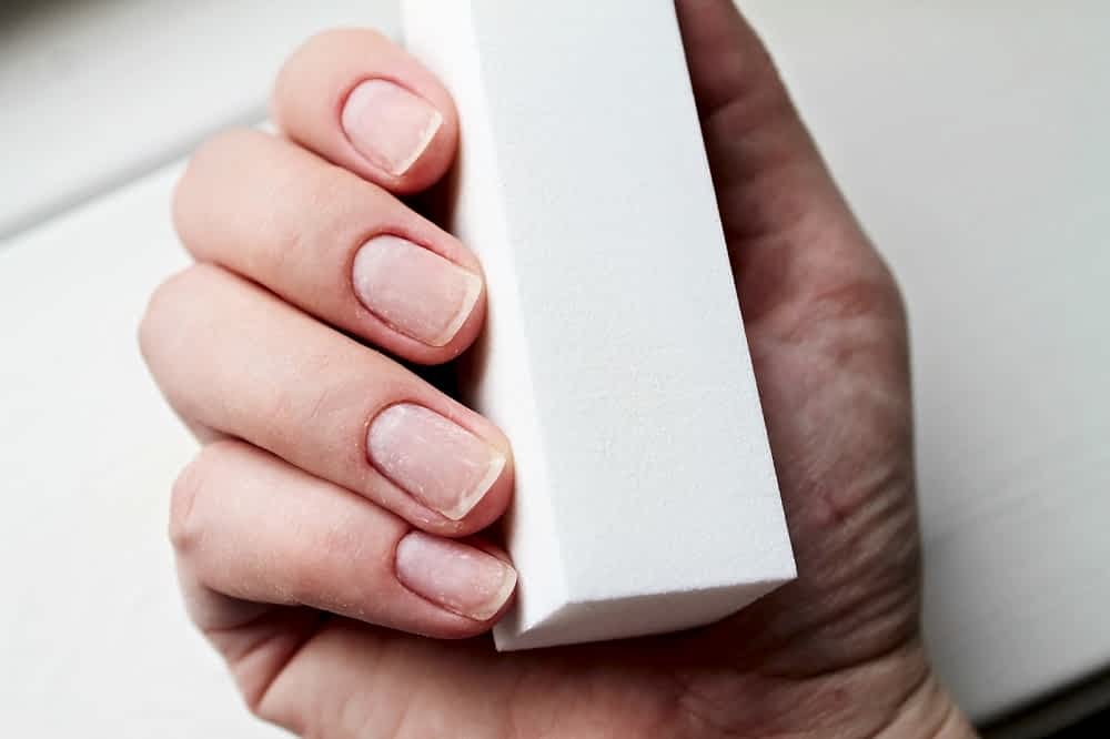 Снятие покрытия гель-лака