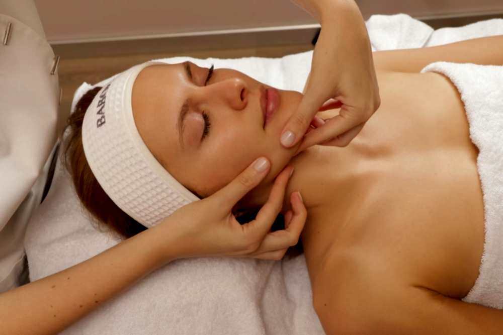 Массаж лица