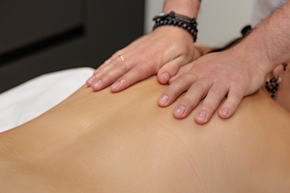 Массаж общий (стоун-терапия/релакс/антицеллюлитный/лимфодренажный)